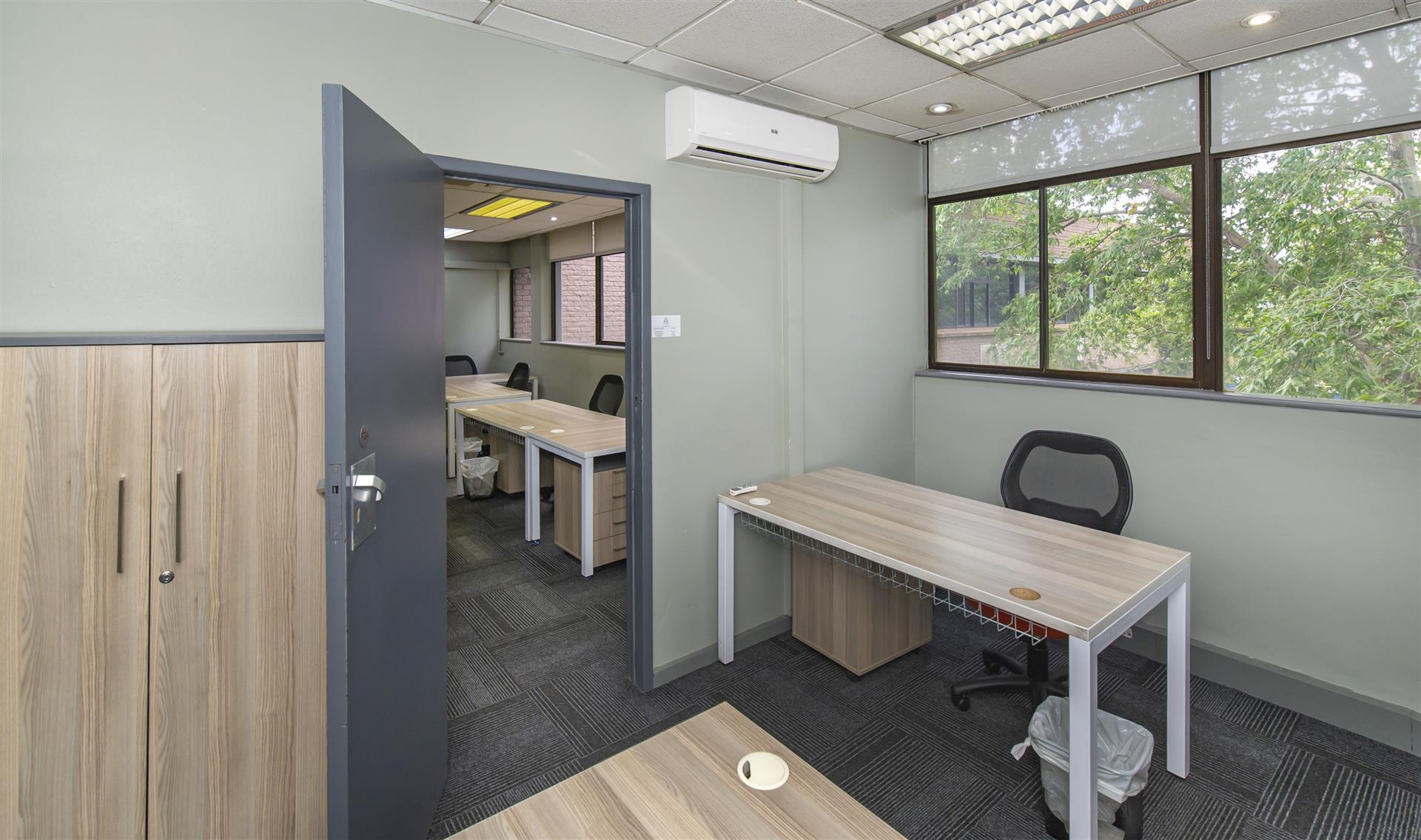 Office 4